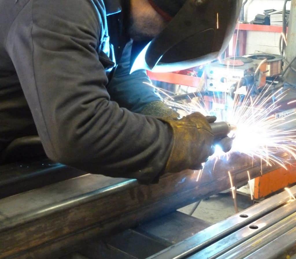 Steel workshop 01 - TPS Electric Gates