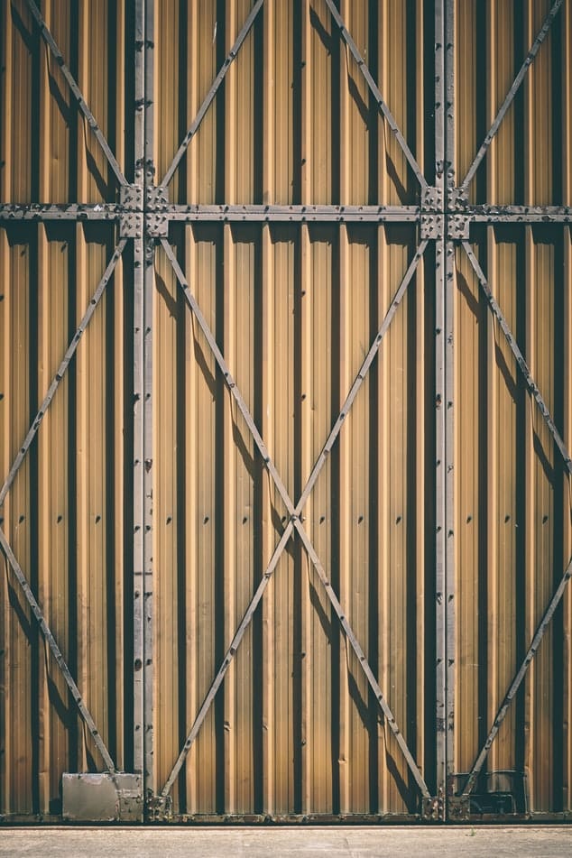Safety first Helping you choose the right industrial door - TPS Industrial